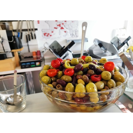 Măsline Premium "Mix Gourmet" - Mix de 15 soiuri de masline Italia, Spania & Grecia 300g